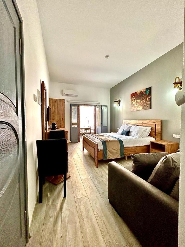 Royal Goddess Guest House, Walled City Αμμόχωστος Εξωτερικό φωτογραφία